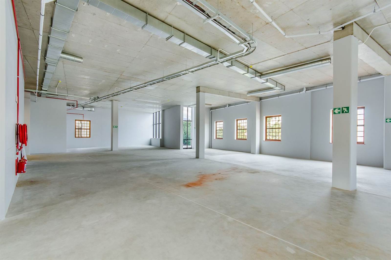 279  m² Office Space in Stellenbosch Central photo number 19