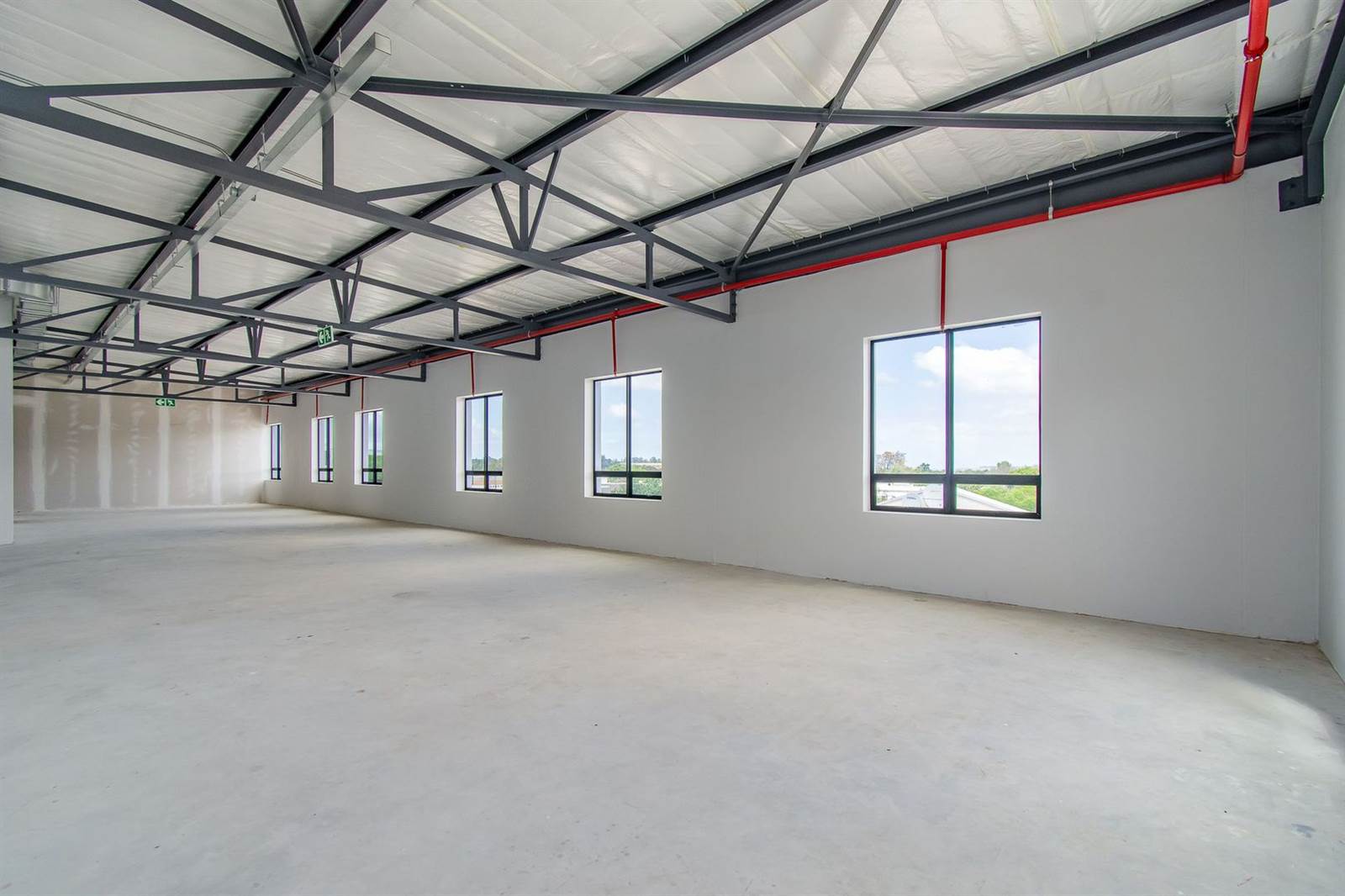 279  m² Office Space in Stellenbosch Central photo number 2