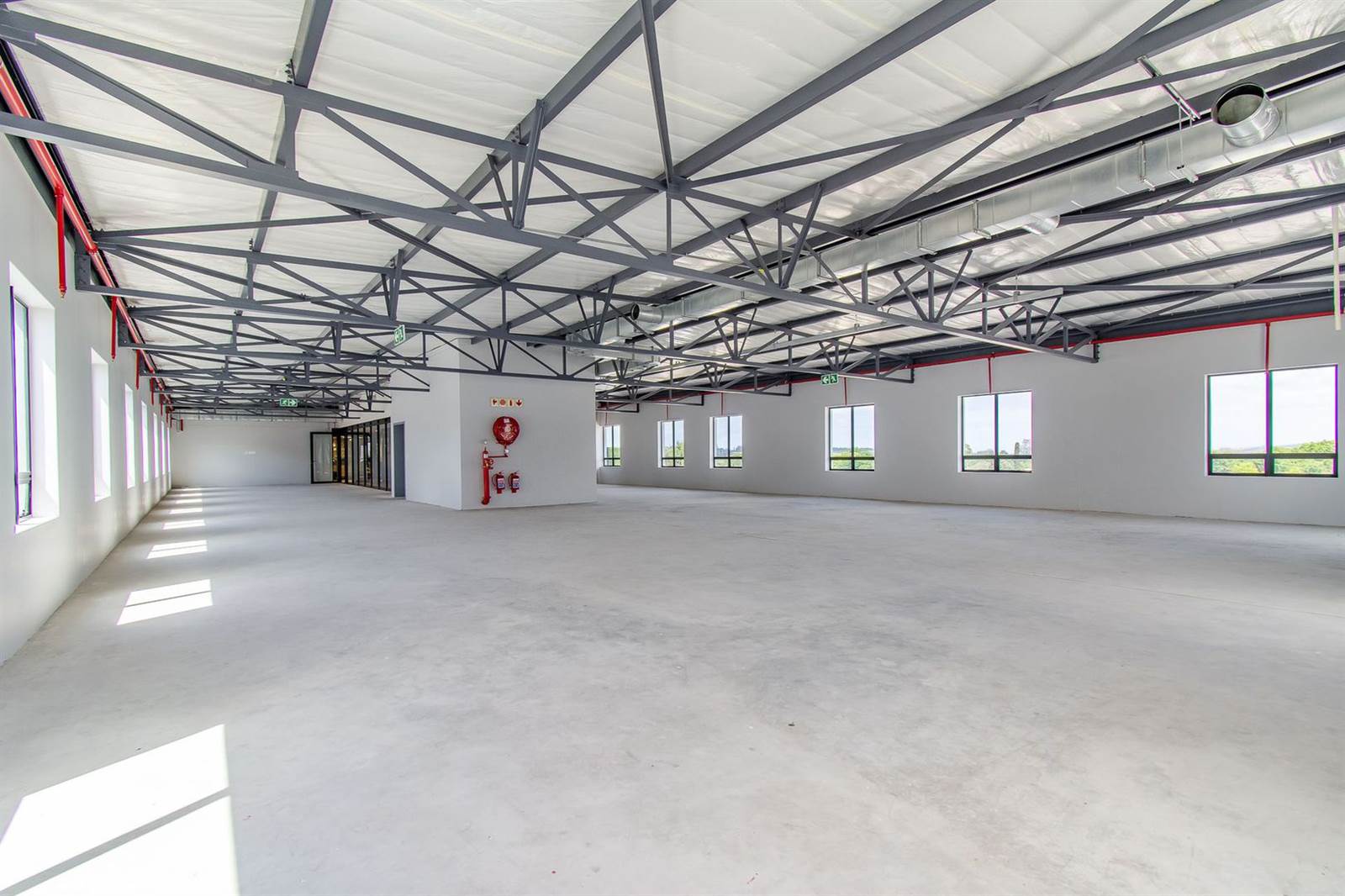 279  m² Office Space in Stellenbosch Central photo number 8
