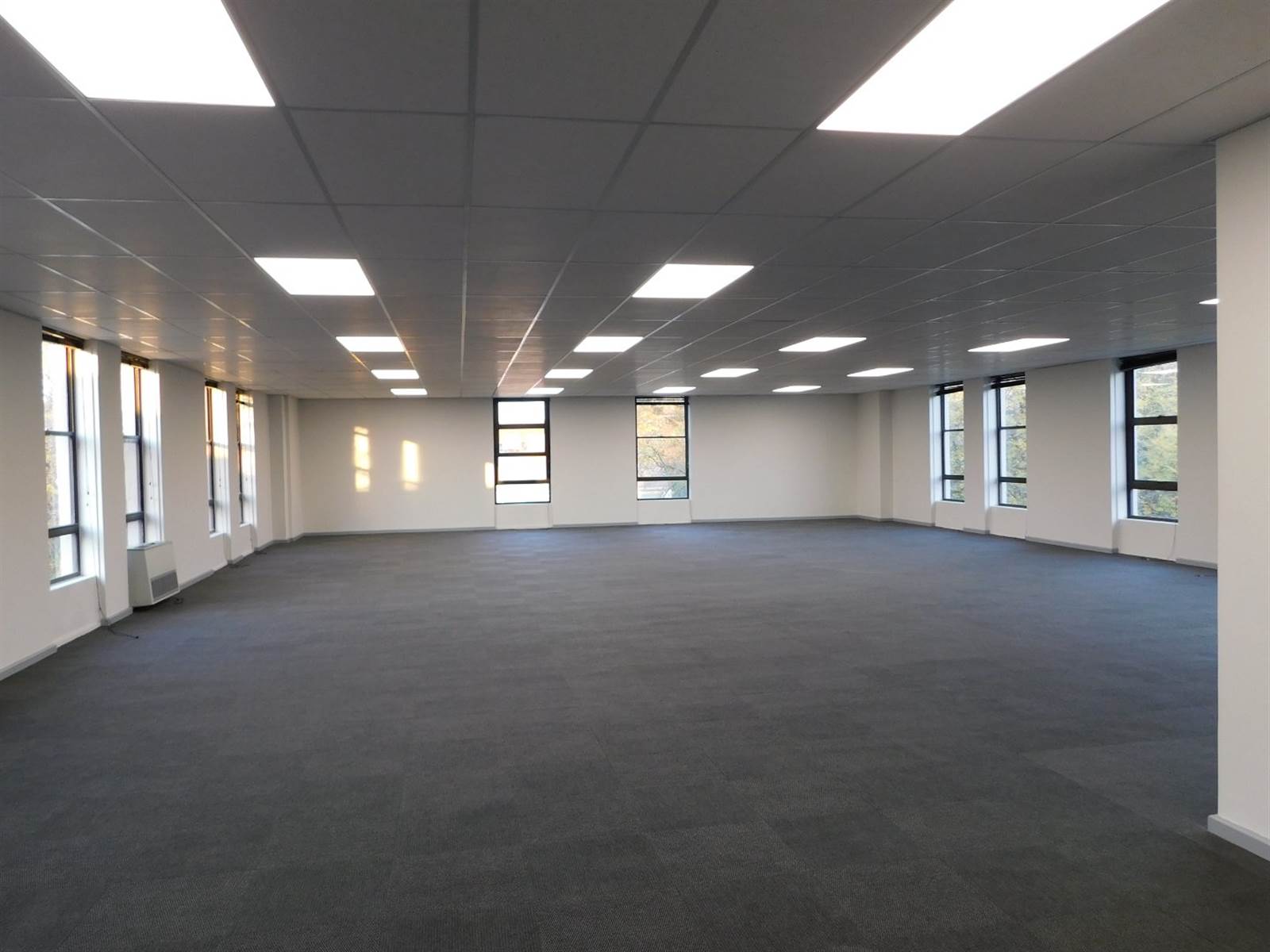 2001  m² Office Space in Rosebank photo number 18