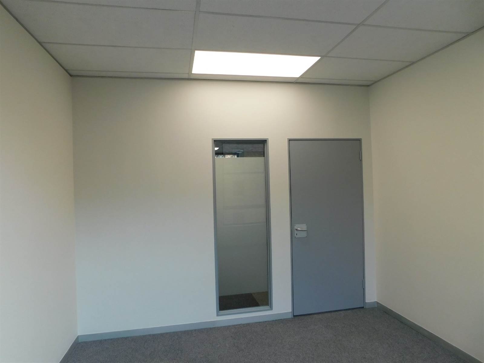 2001  m² Office Space in Rosebank photo number 10