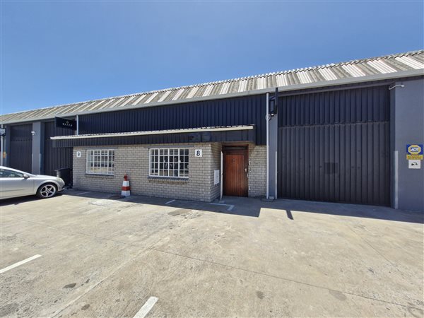 220  m² Industrial space