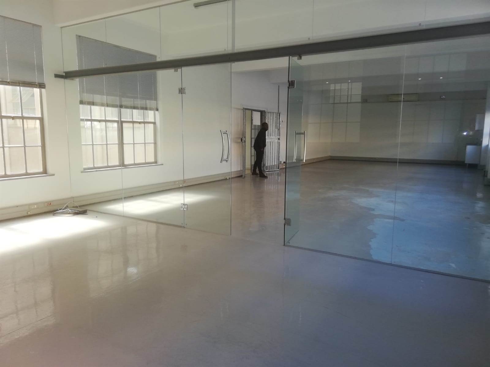 136  m² Office Space in Woodstock photo number 14