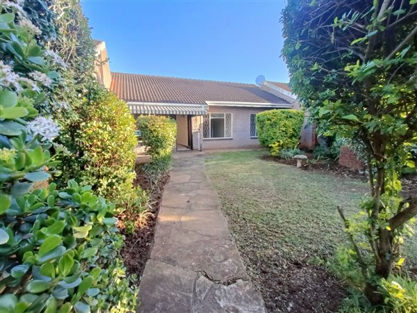 2 Bedroom Townhouse 2 Bedroom Townhouse