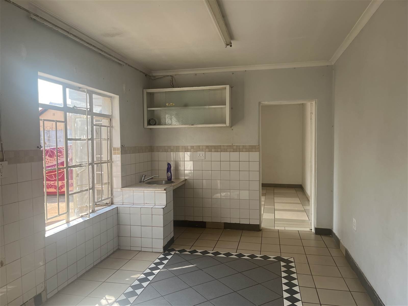 3 Bed House in Lenasia photo number 12