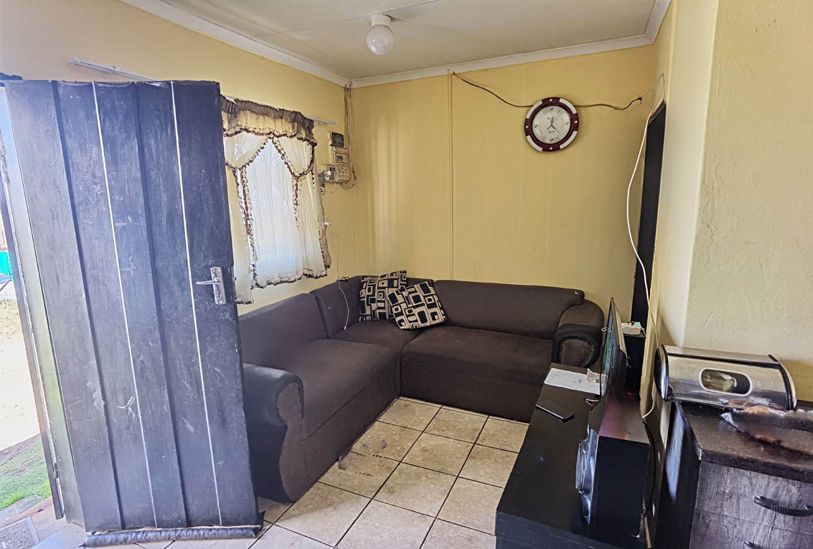 4 Bed House in Benoni AH photo number 3