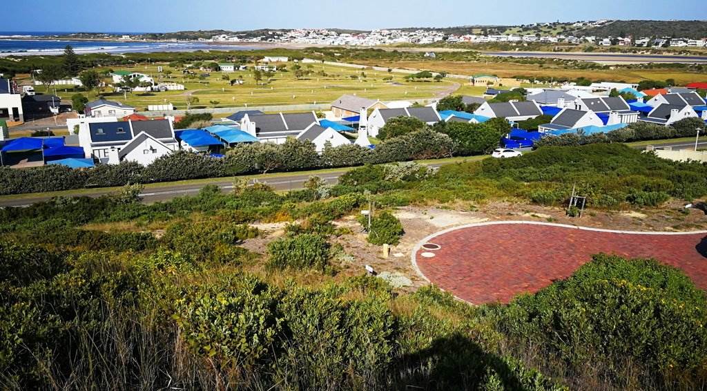 444 m² Land available in Stilbaai photo number 3