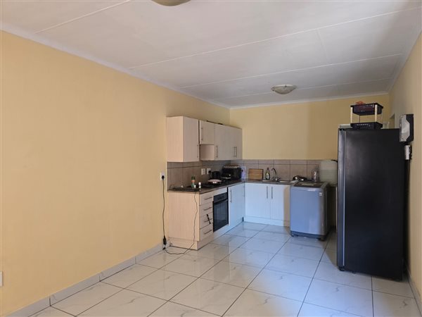 3 Bedroom Apartment 3 Bedroom Apartment