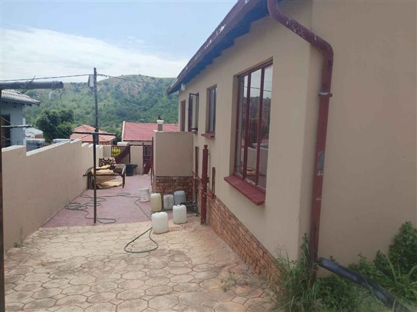 3 Bedroom House 3 Bedroom House