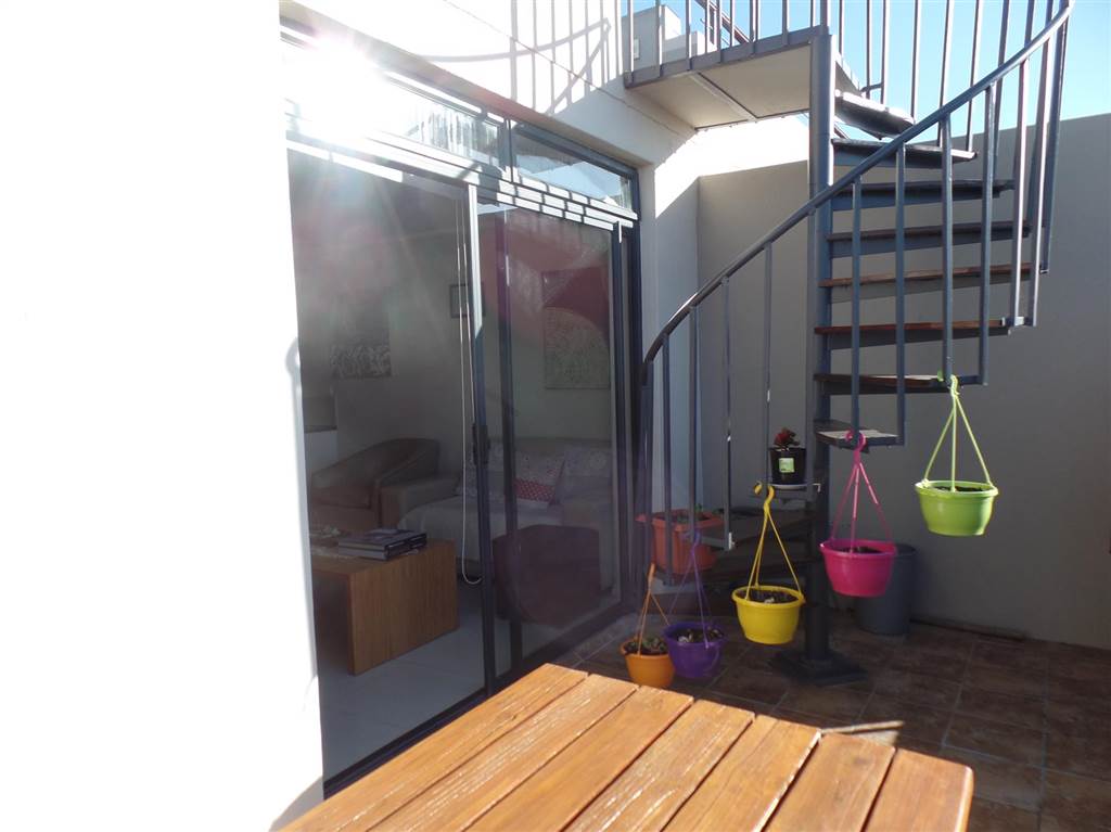 2 Bed Apartment in Gansbaai and surrounds photo number 9