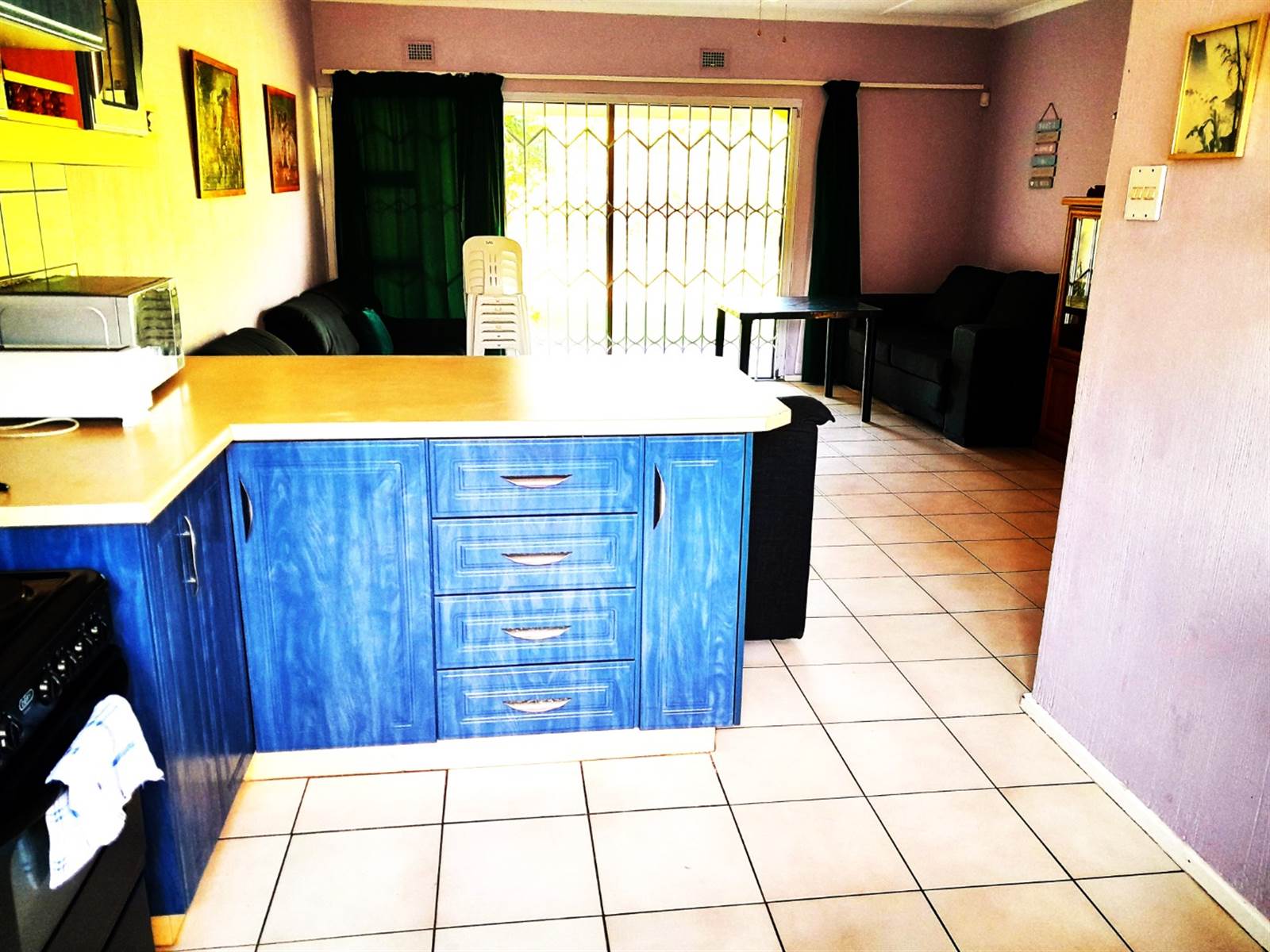 2 Bed Townhouse in Scottburgh South photo number 7