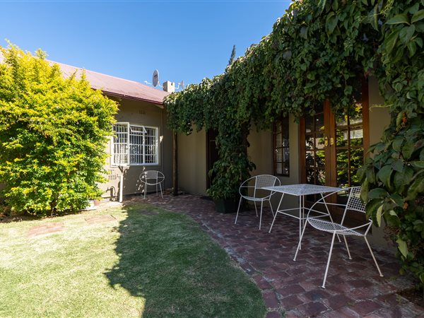 4 Bedroom House 4 Bedroom House