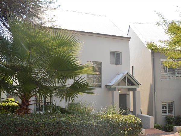 2 Bed Townhouse in Fourways