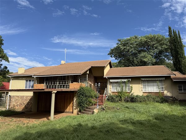 3 Bedroom House 3 Bedroom House