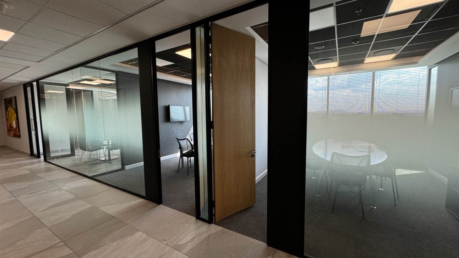 530  m² Office Space in Sandown photo number 23