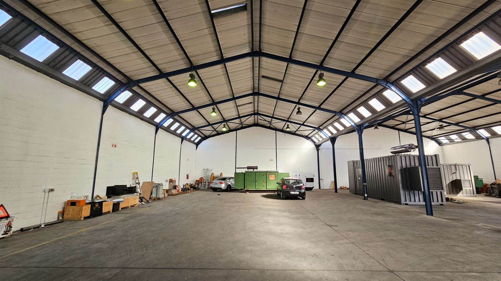 1163  m² Industrial space in Parow photo number 5