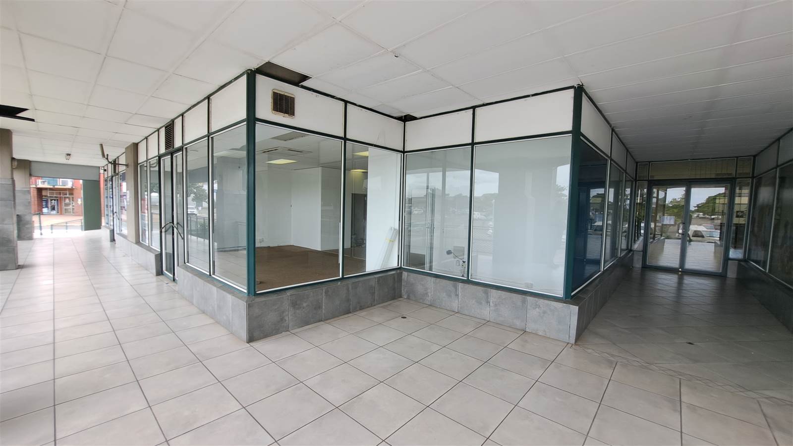 114  m² Commercial space in Richards Bay Central photo number 1