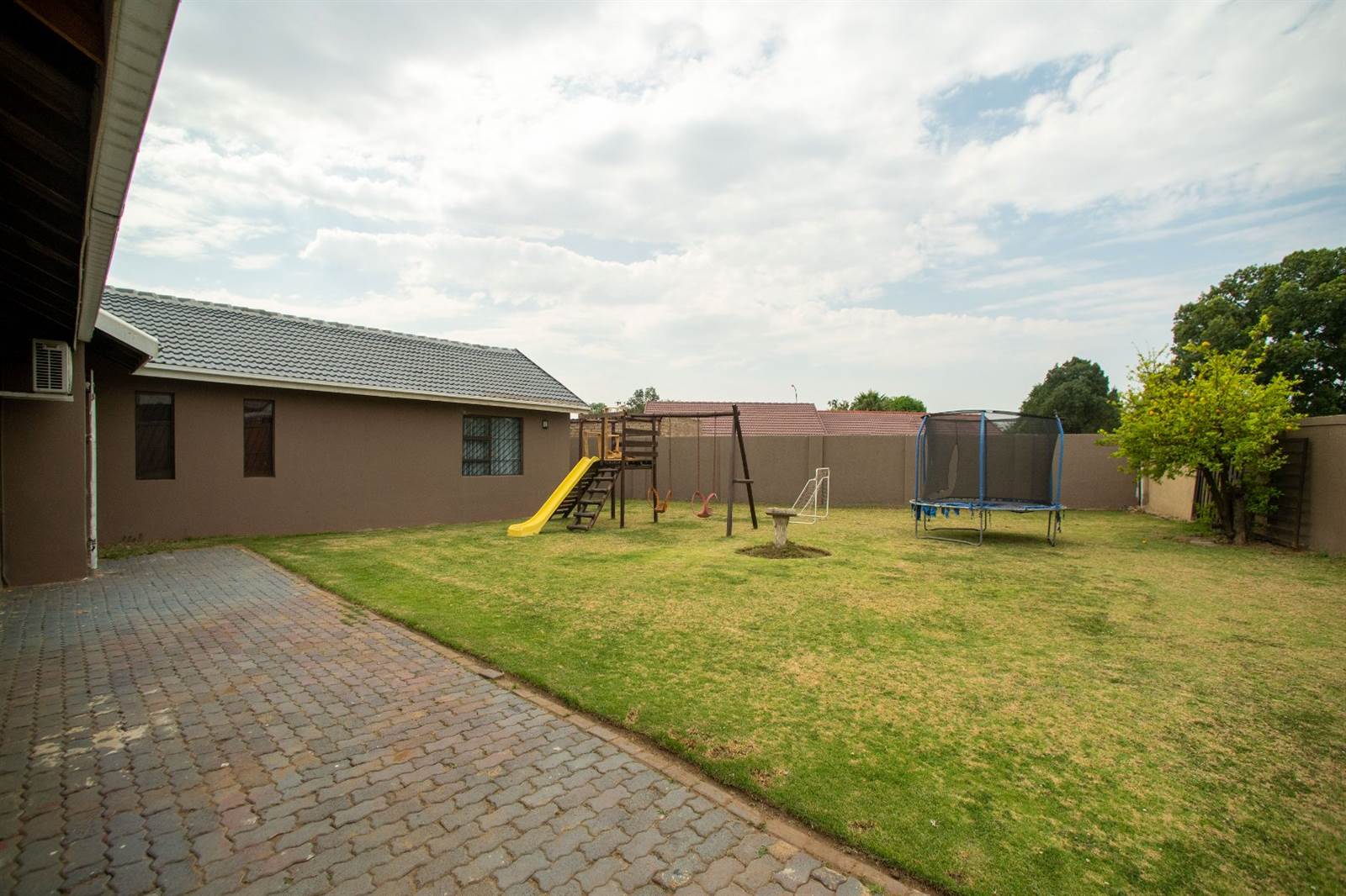 5 Bed House in Brakpan North photo number 15