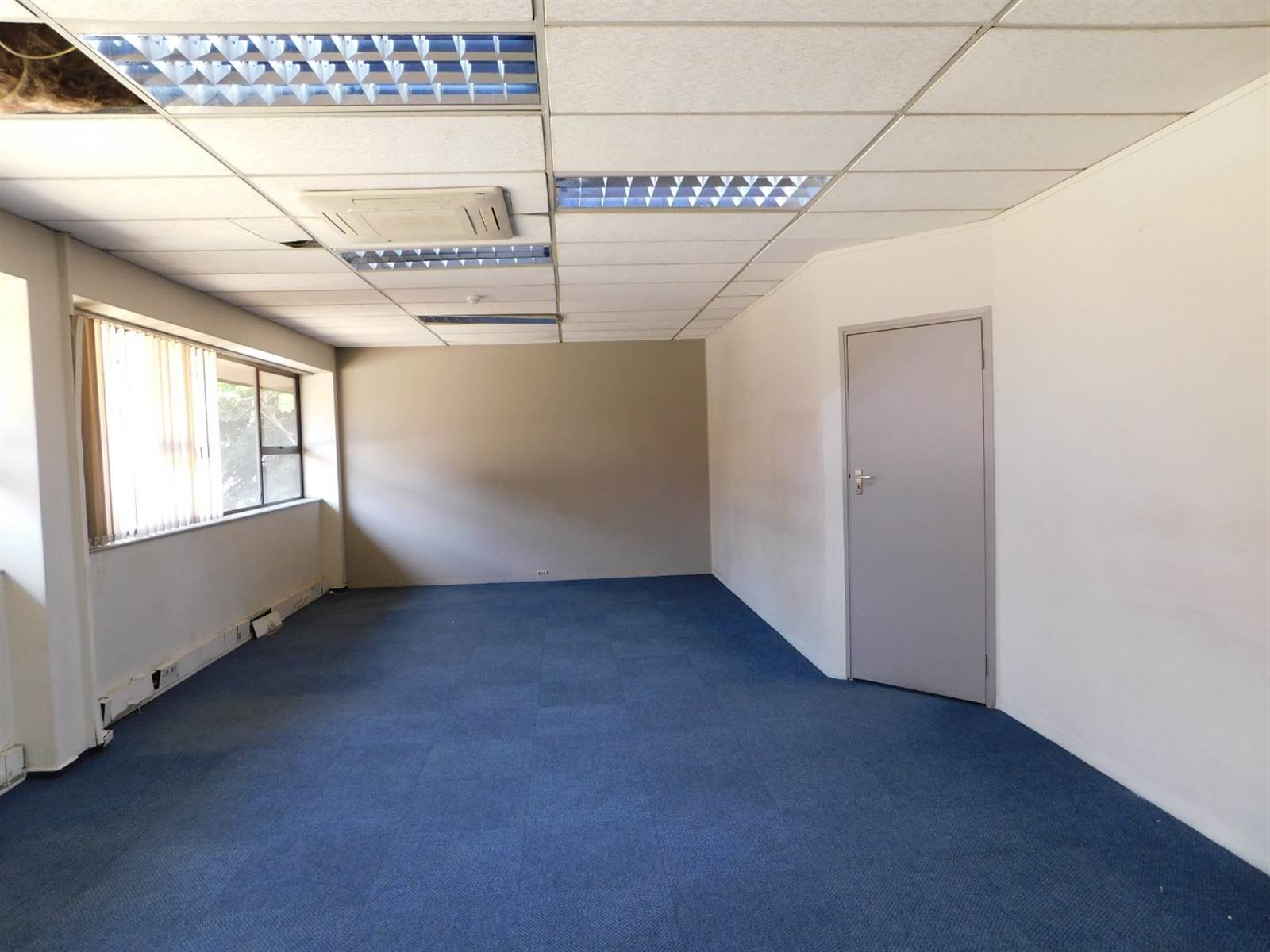 684  m² Office Space in Ferndale photo number 8