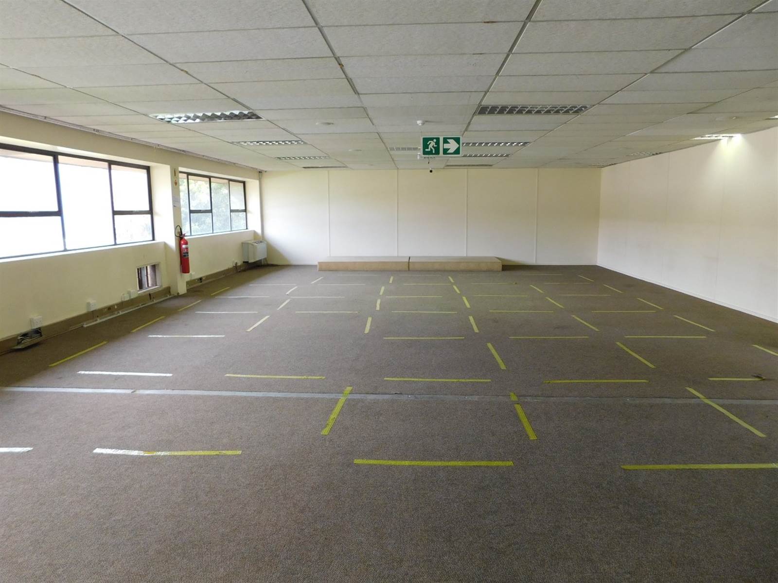 684  m² Office Space in Ferndale photo number 5