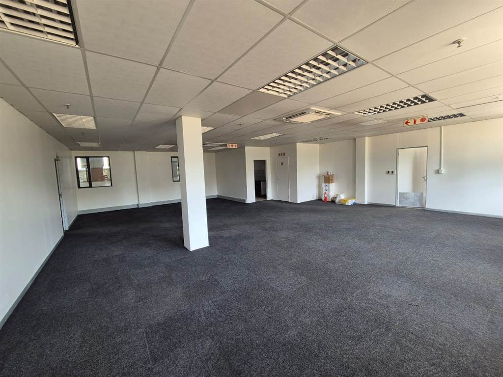 4891  m² Industrial space in Pomona photo number 8
