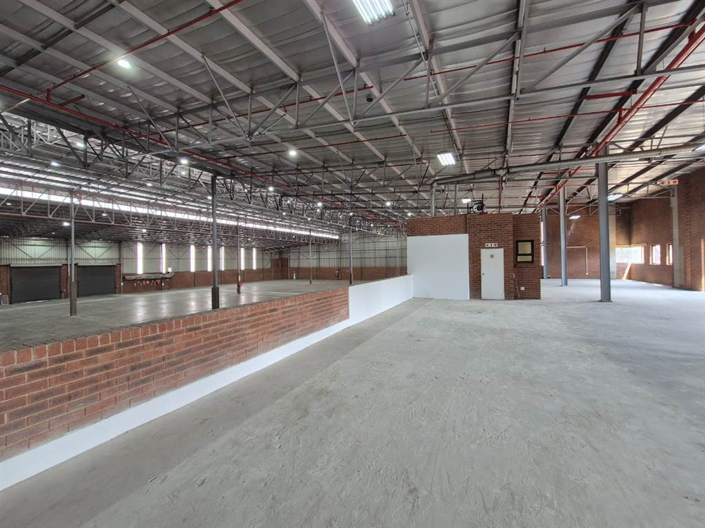 4891  m² Industrial space in Pomona photo number 7