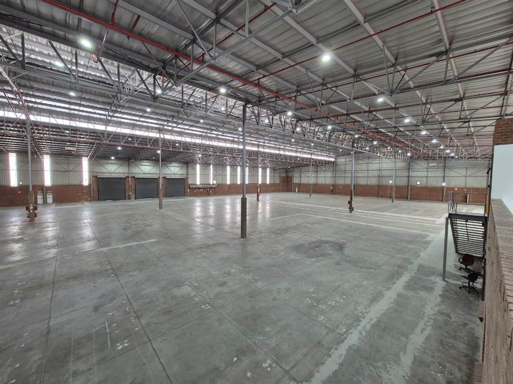 4891  m² Industrial space in Pomona photo number 4