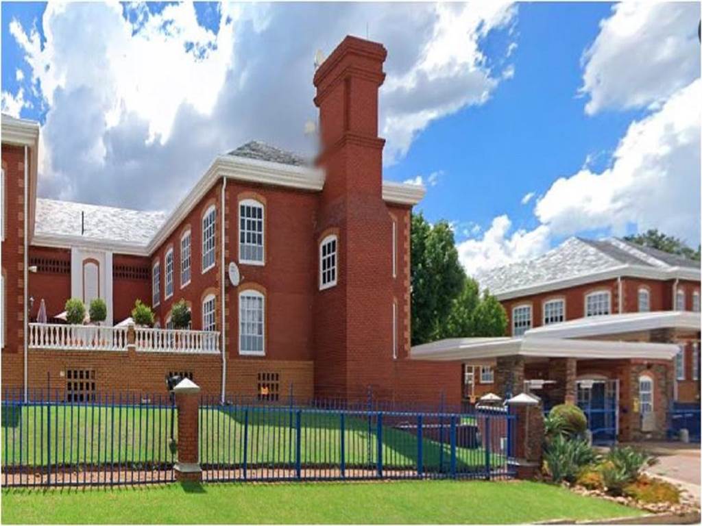 2900  m² Office Space in Bryanston East photo number 2