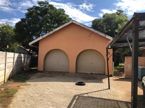 3 Bedroom House 3 Bedroom House
