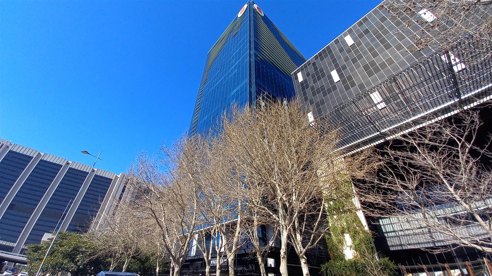 1091  m² Commercial space in Cape Town City Centre photo number 1