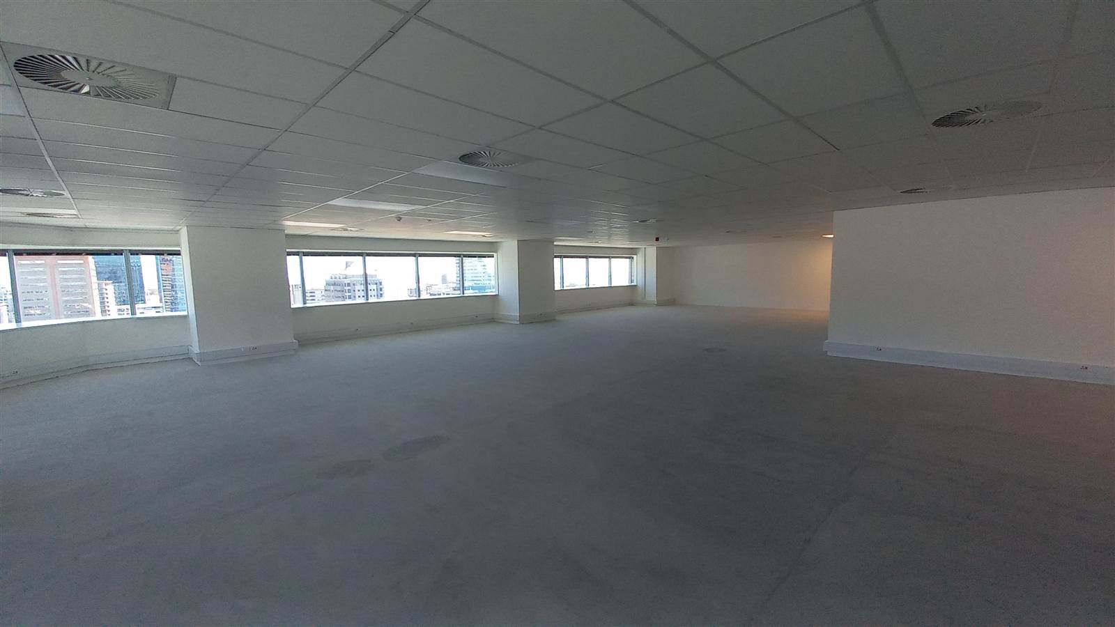 1091  m² Commercial space in Cape Town City Centre photo number 13