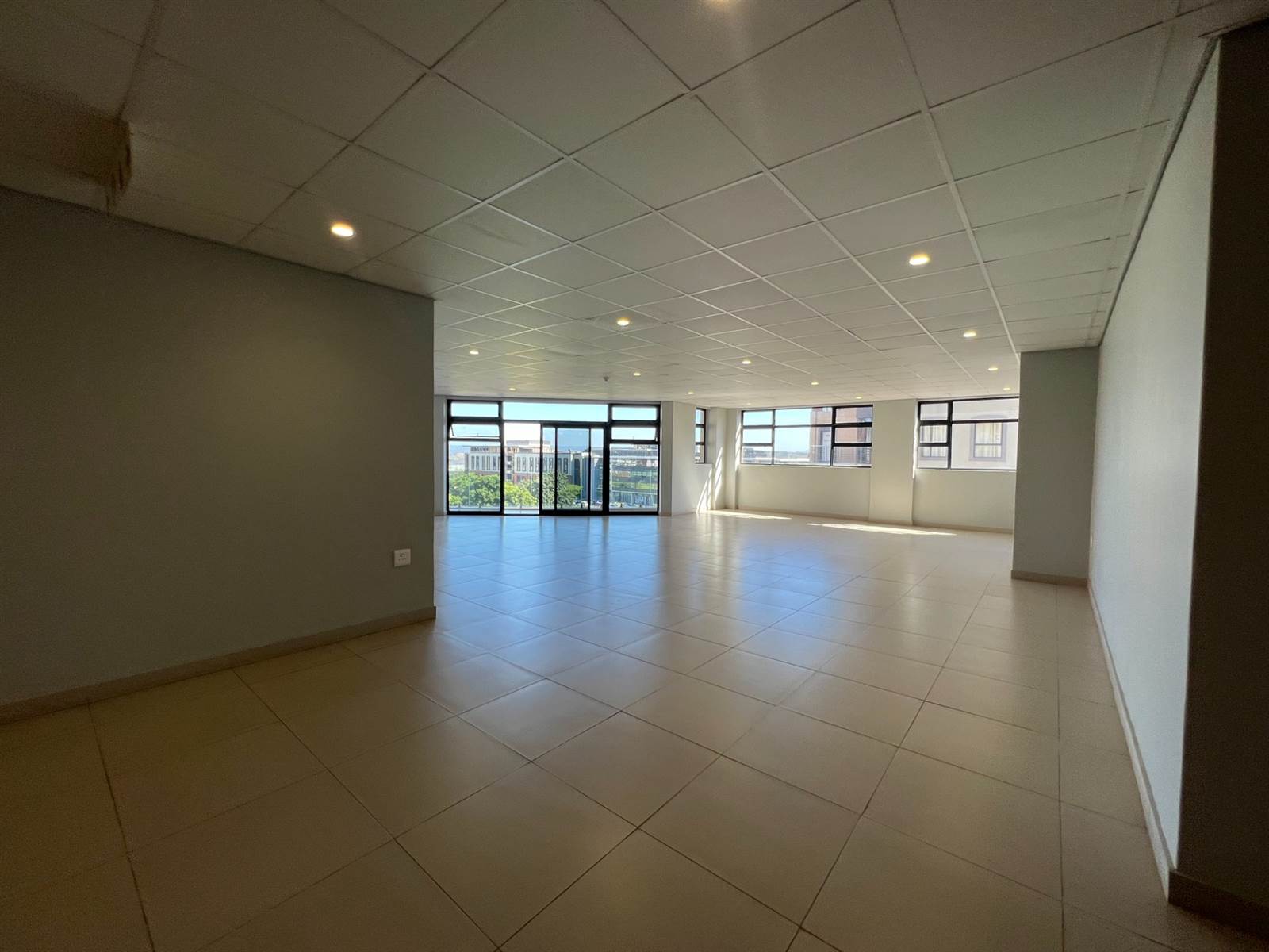 103.35  m² Commercial space in Umhlanga Ridge photo number 6