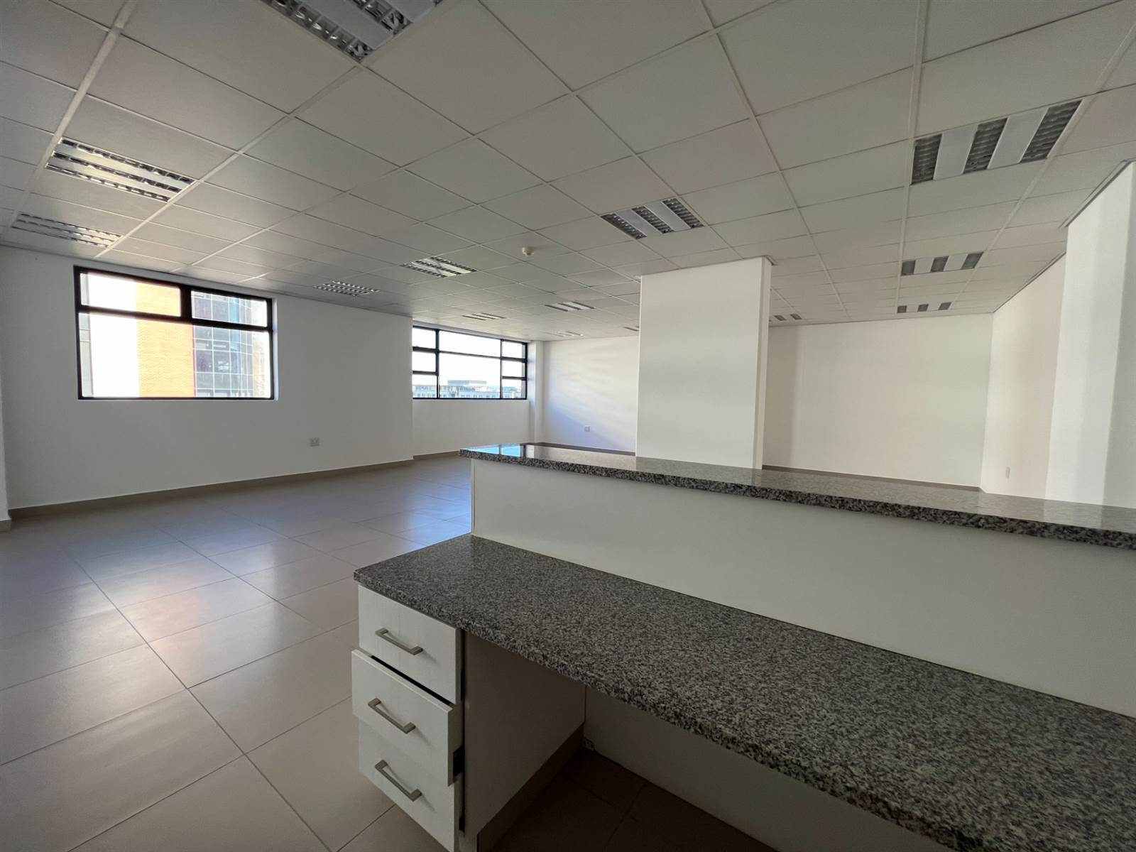 103.35  m² Commercial space in Umhlanga Ridge photo number 1