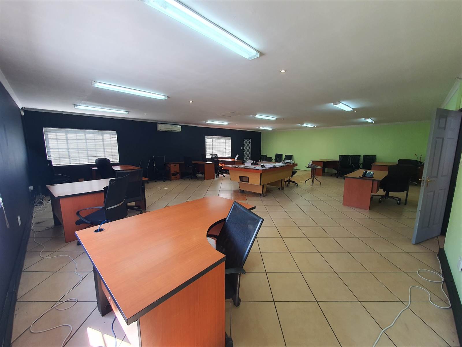 2925  m² Commercial space in Kleinfontein photo number 19