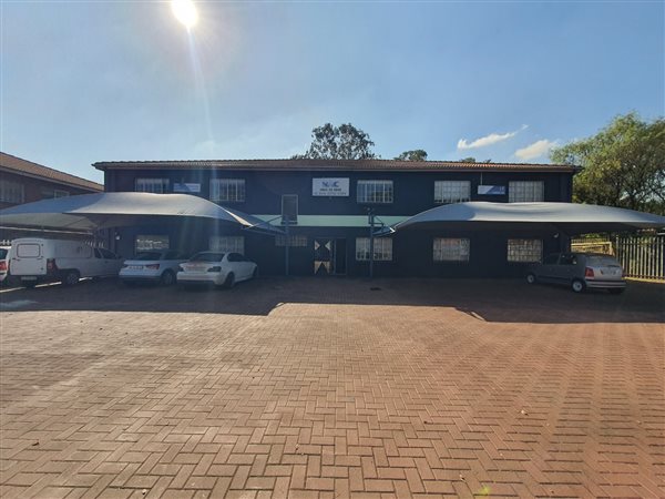 2925  m² Commercial space in Kleinfontein