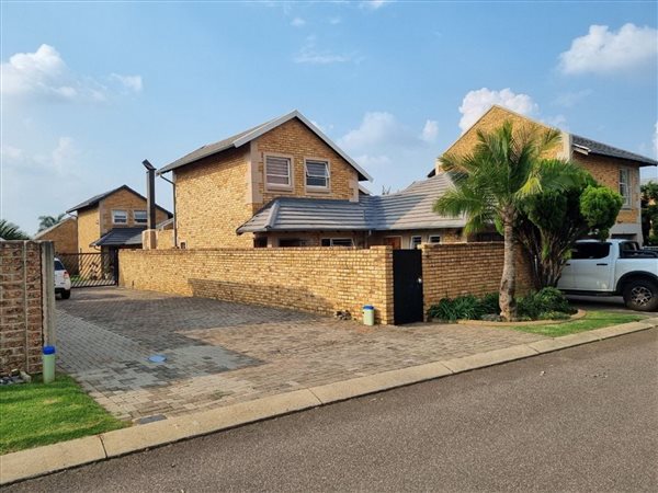 3 Bedroom House 3 Bedroom House