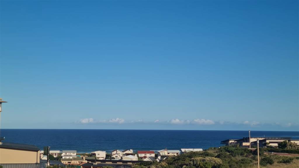616 m² Land available in Stilbaai photo number 7
