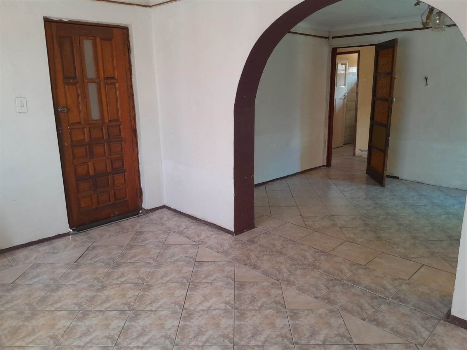 2 Bed House in Temba photo number 12