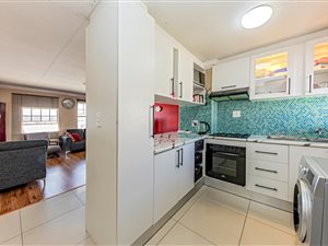 Apartment in Alan Manor