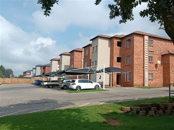 2 Bedroom Townhouse 2 Bedroom Townhouse