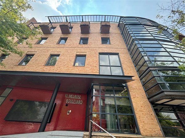 243  m² Commercial space in Melrose Arch