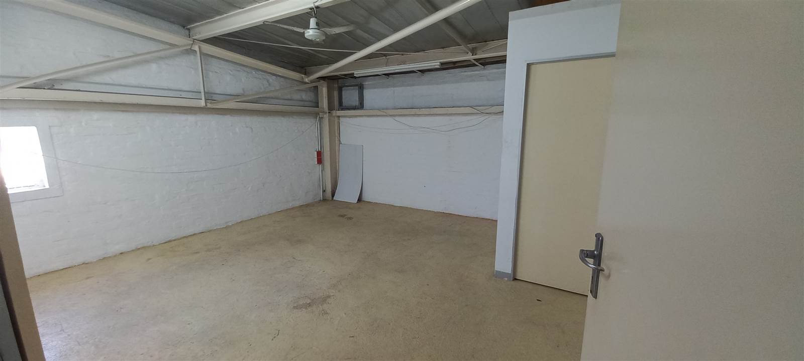 90  m² Industrial space in Pinetown Central photo number 5