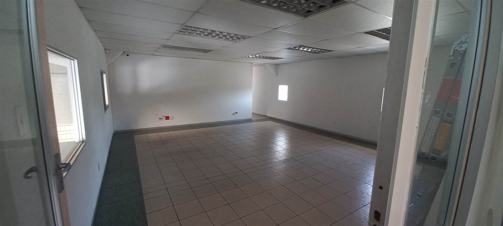 90  m² Industrial space in Pinetown Central photo number 6