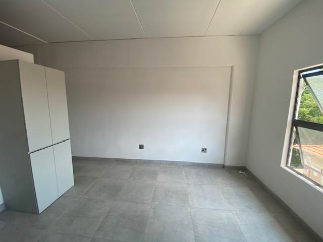 1 Bed Apartment in Ferndale photo number 4