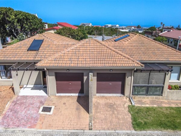 2 Bedroom Townhouse 2 Bedroom Townhouse