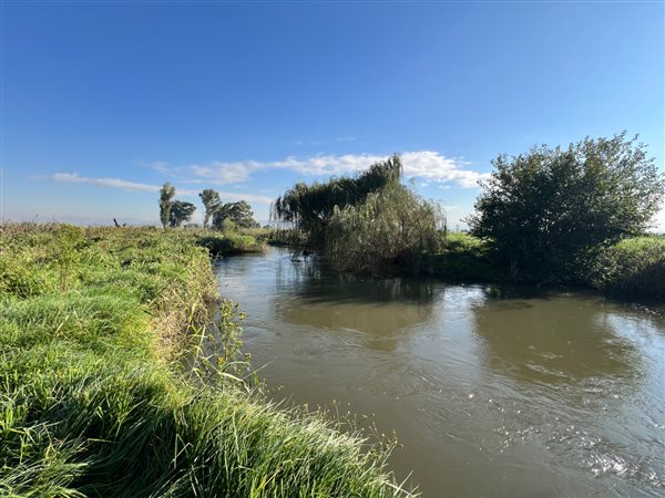 9.4 ha Land 9.4 ha Land
