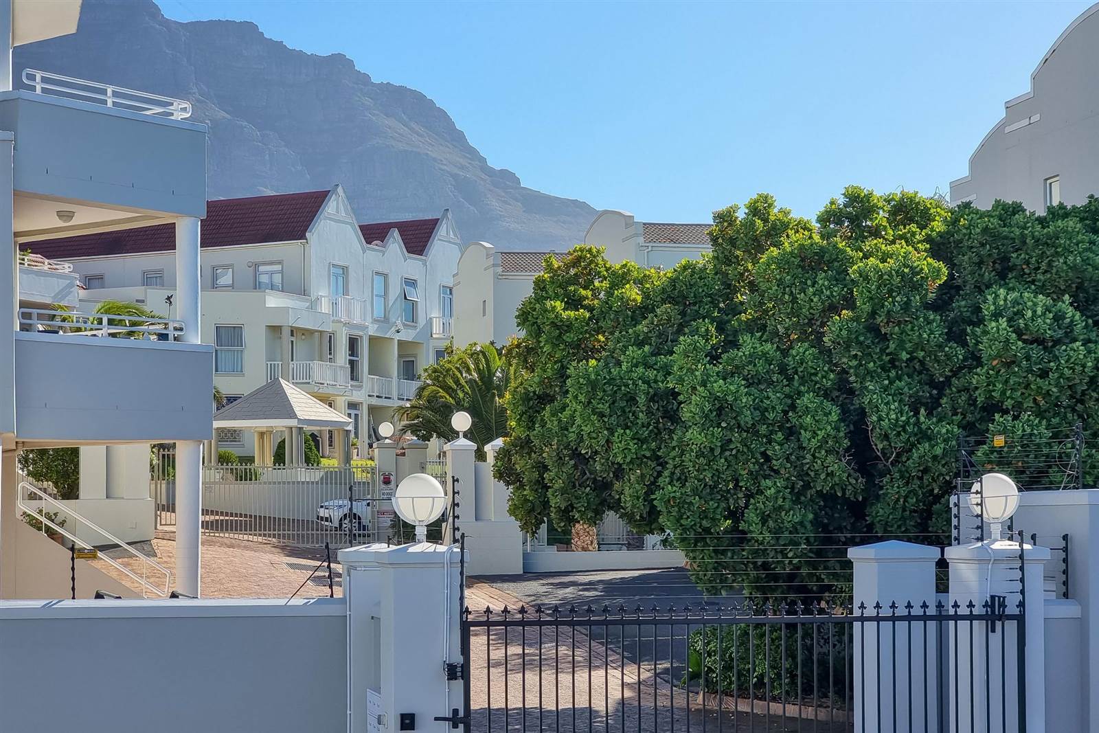 1 Bed Apartment in Vredehoek photo number 19