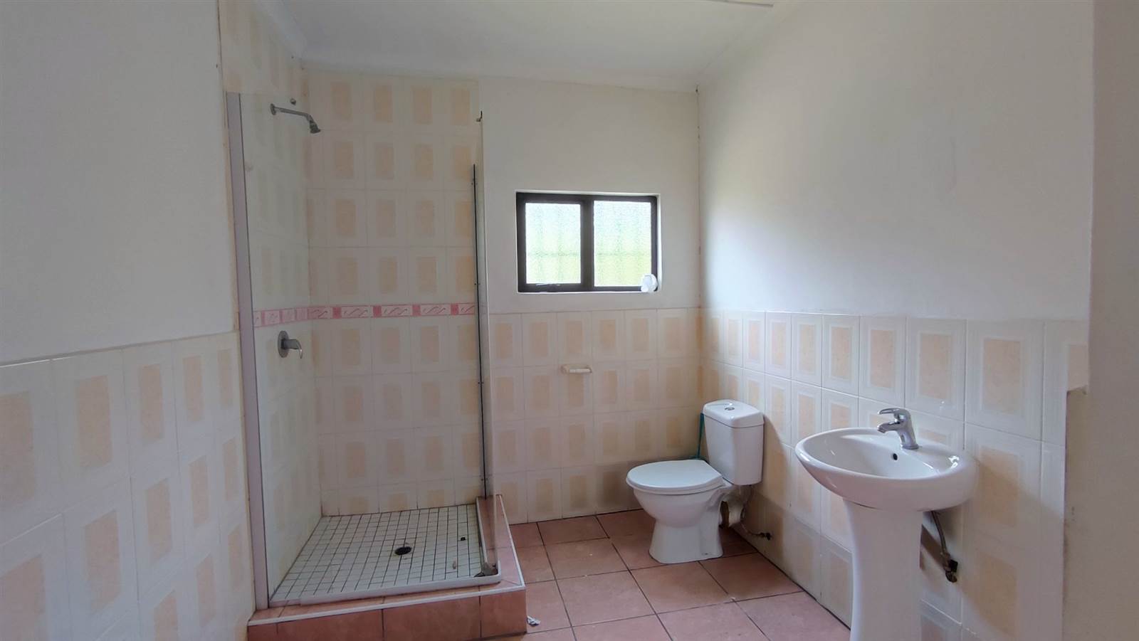 3 Bed House in Port Shepstone photo number 12