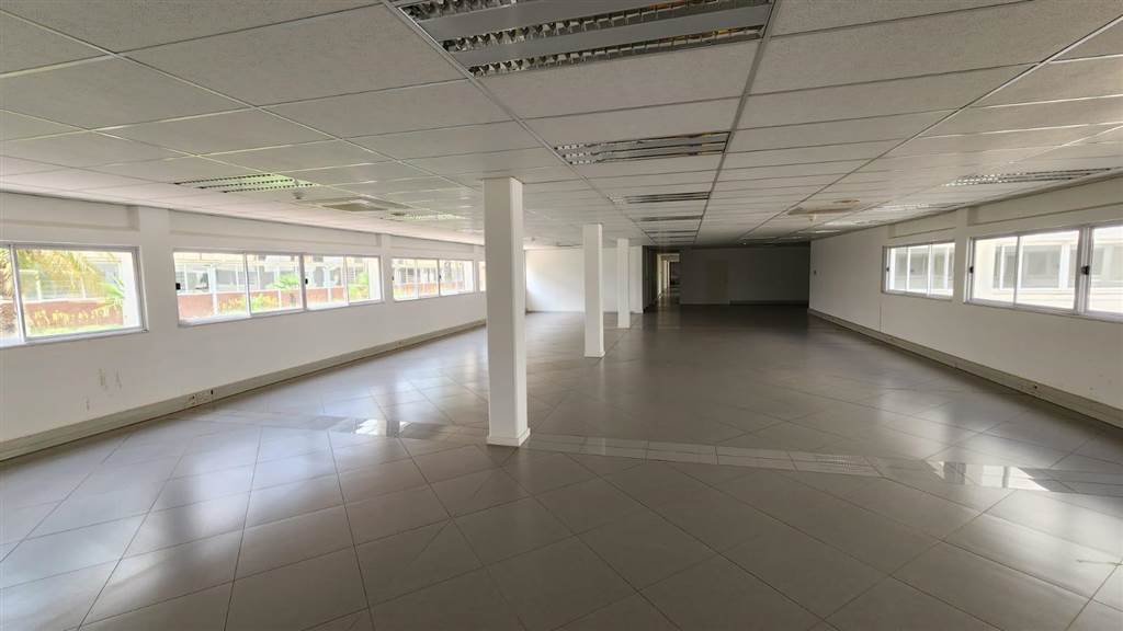 30000  m² Industrial space in Rosslyn photo number 29