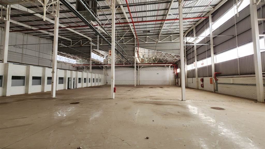 30000  m² Industrial space in Rosslyn photo number 5